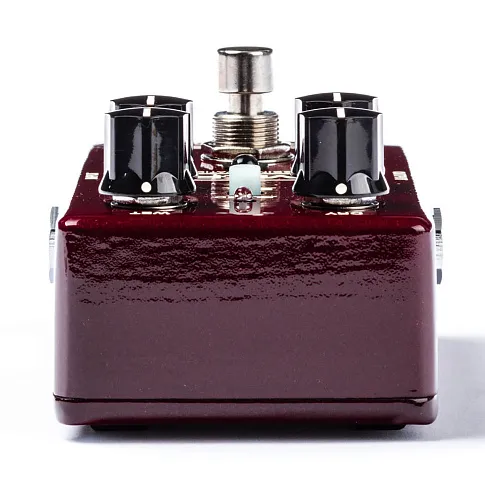 MXR M85 Bass Distortion Бас-гитарная педаль эффектов.