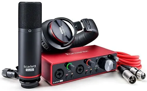 Focusrite Scarlett 2i2 Studio 3rd Gen Студийный комплект.