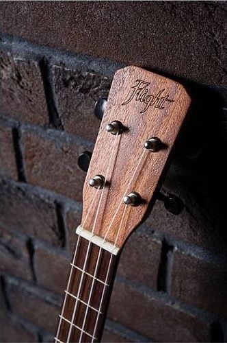 Flight NUB310 Укулеле.