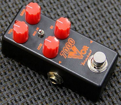 Yerasov 7000-Volt-mini Distortion Гитарная педаль эффектов.