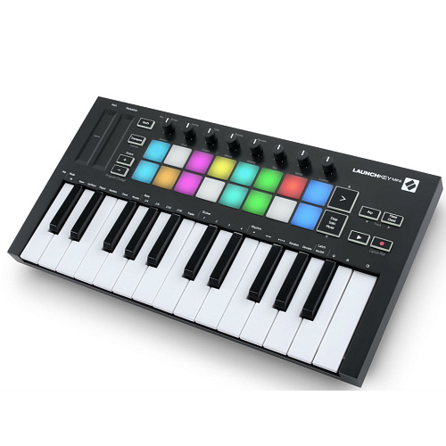 Novation LaunchKey Mini MK3 Контроллер.