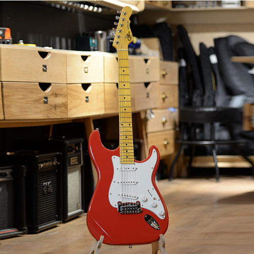 G&L Tribute Legacy Fullerton Red MP Электрогитара.